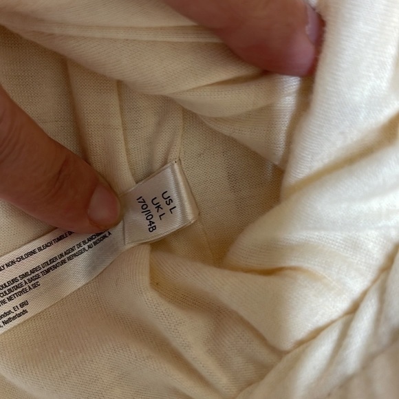 Mauve Reversible Faux Fur Vest - Picture 8 of 9